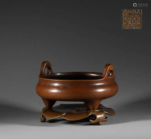 Bronze two ear incense burner of Ming Dynasty