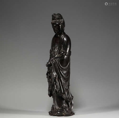 Red sandalwood Guanyin in Qing Dynasty
