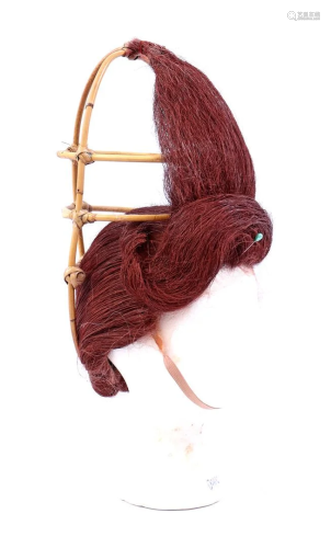Wig with bamboo 'Bourgeois dame'