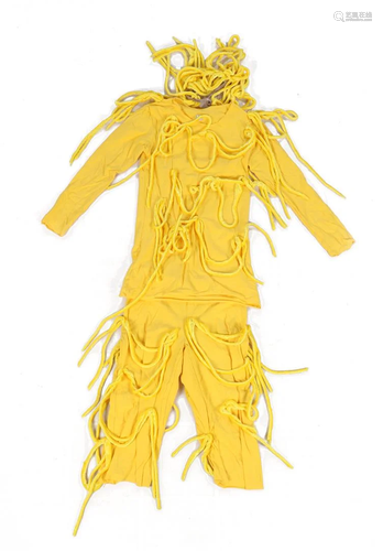 Spaghetti suits