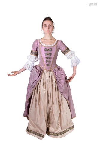 Medieval ladies costume