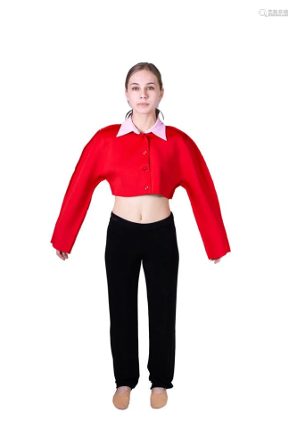 10 short red neoprene jackets with pink collar