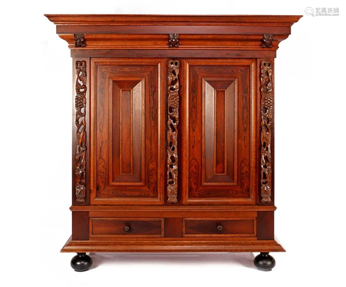 Oak with rosewood Groenlose 2-door vines cabinet