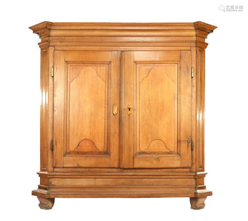 Demountable solid oak 2-door cabinet
