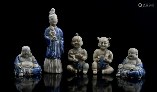 5 porcelain figurines after an antique model