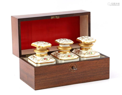 Mahogany veneer 19th century tea box with brass