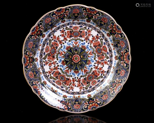 Tichelaar Makkum earthenware dish with polychrome