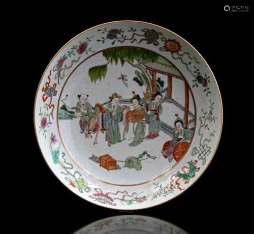 Porcelain dish with beautiful decoration of women in a