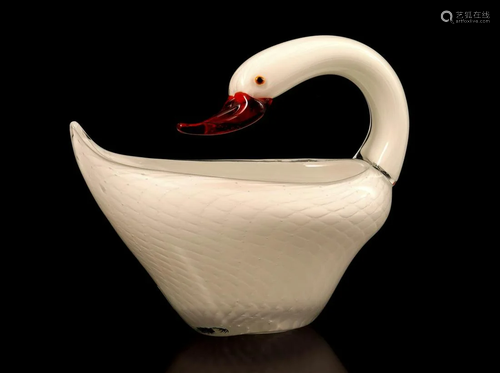 Swan-shaped glass bowl 23.5 cm high, 28 cm wide