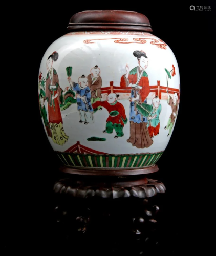 Chinese porcelain ginger jar with polychrome decoration