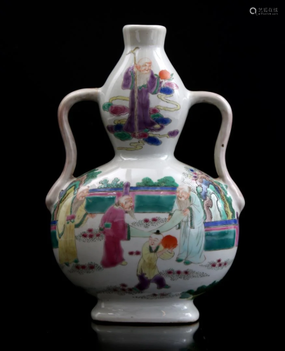 Porcelain knobby vase with figures in a landscape