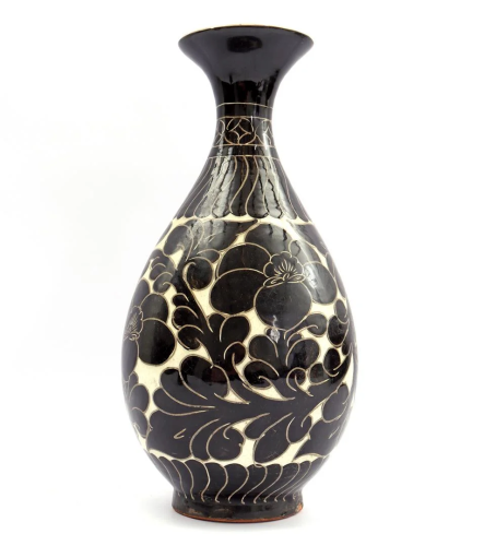 Chinese Cizhou Yuhuchunping earthenware vase