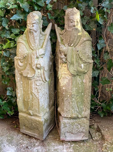 2 sandstone statues of Confucius