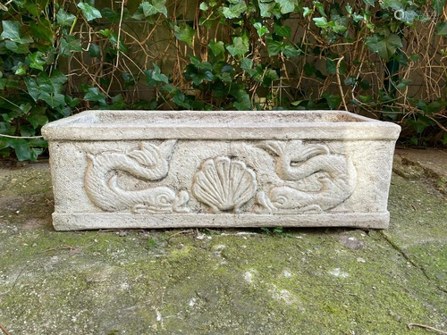 Composite planter with decor of sieve figures and shell