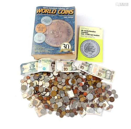 Bag with coins and banknotes Netherlands and abroad