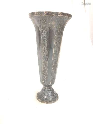 银角花瓶高：18.5厘米