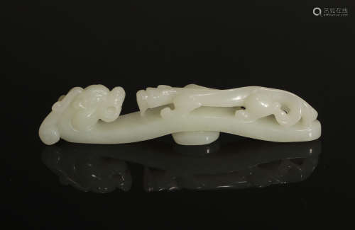 Carved Jade Belt-hook Qing Style