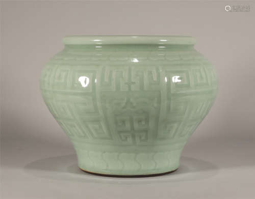 Celadon Glazed Jar Qing Style