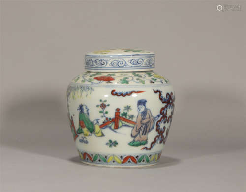 Doucai Figural Jar Chenghua Style