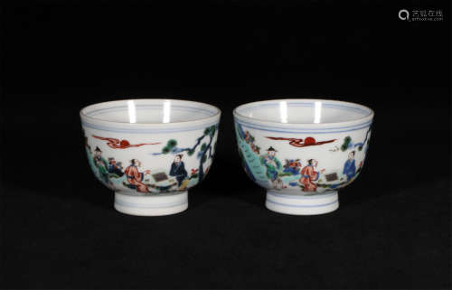 Pair Famille Verte Cups Kangxi Period