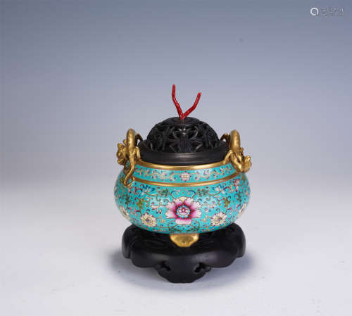 A CHINESE FLOWER PATTERN INCENSE BURNER