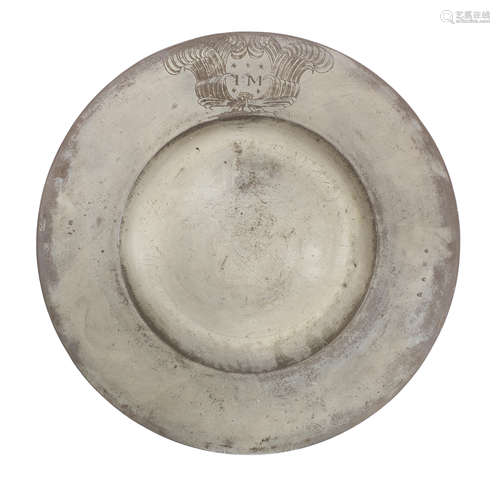 An extremely fine Charles II pewter broad rim charger, circa...