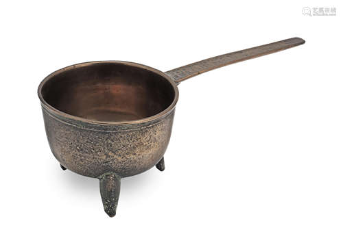 A late 17th/early 18th century leaded bronze skillet, by Joh...