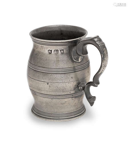 A George IV pewter Imperial half-pint barrel-shaped mug, cir...