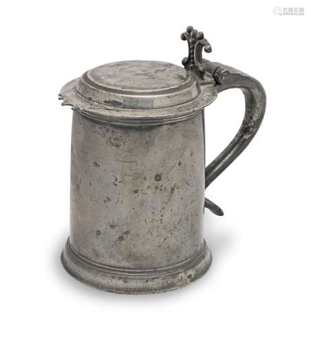 A Charles II pewter OEAS quart flat-lid tankard, probably Wi...