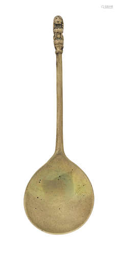 A rare latten lion sejant knop spoon, circa 1600-50