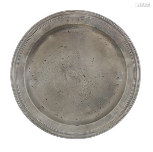 A William & Mary pewter triple reeded dish, circa 1690