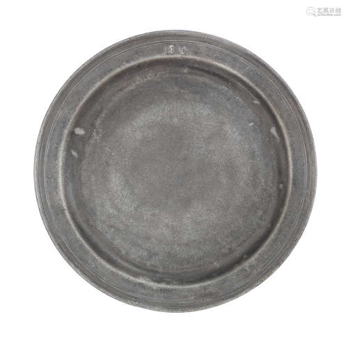 A William & Mary pewter multiple reeded plate, circa 1690