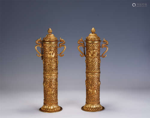 A PAIR OF CHINESE GILT BRONZE FULL CARVING DUOMUHU
