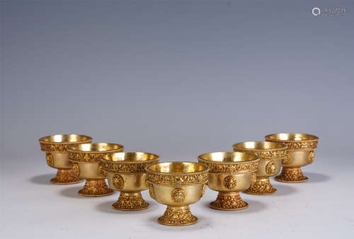 A GROUP OF CHINESE GILT BRONZE BOWLS