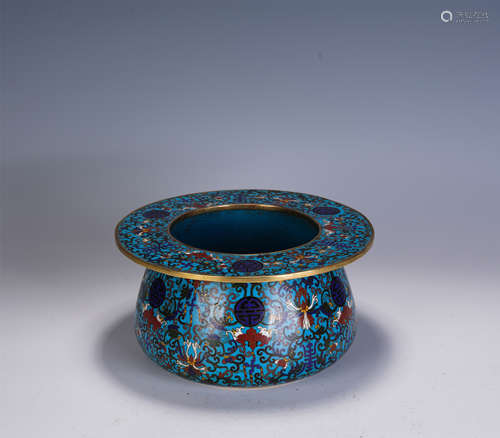 A CHINESE ENAMEL VASE