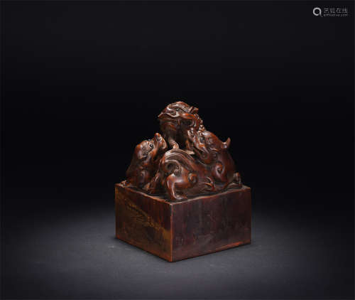 A CHINESE BOXWOOD CARVED SEAL