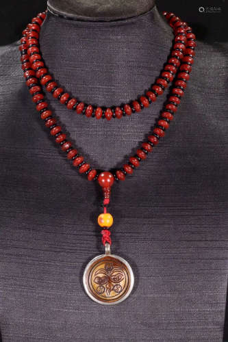 TIBETAN AGATE WITH BONE NECKLACE