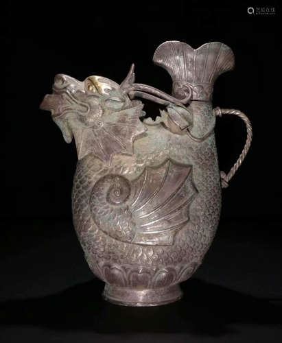 SILVER BEAST SHAPE POT WITH HANDLE