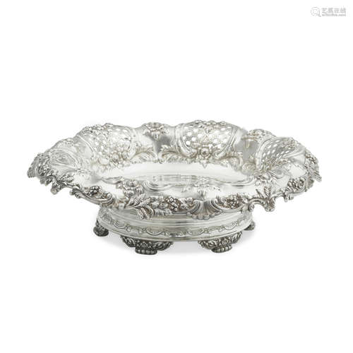 AN AMERICAN STERLING SILVER RETICULATED CENTERPIECE BOWL by ...