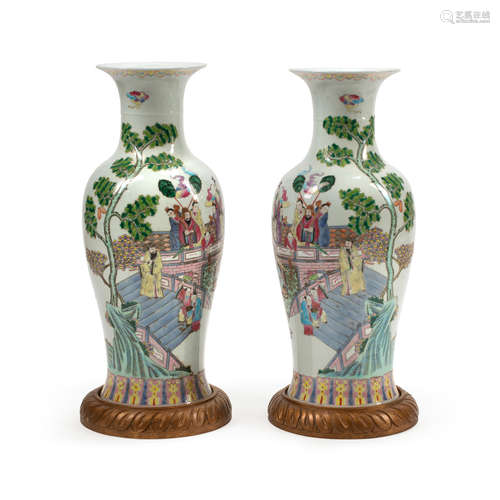 A PAIR OF CHINESE FAMILLE ROSE PORCELAIN VASES