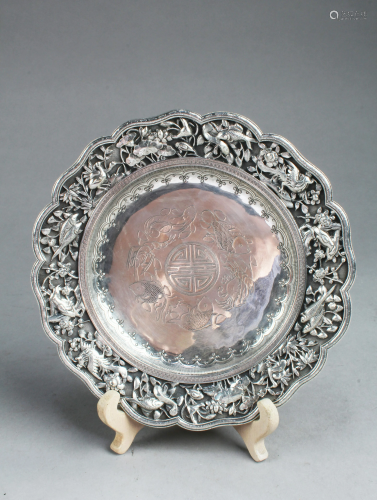 A Silver or Silver-plated Plate
