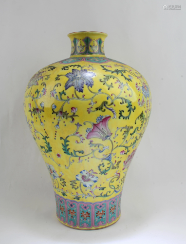Chinese Famille Jaune Enamel Meiping Vase