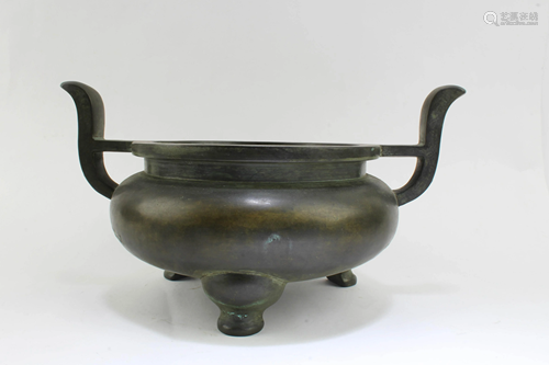 Chinese Bronze Tripod Censer