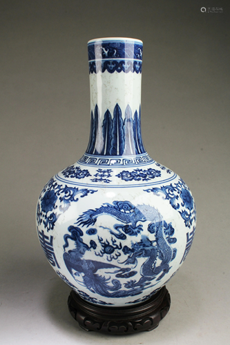 Chinese Blue & White Porcelain Vase