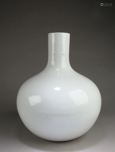 Chinese Procelain Vase