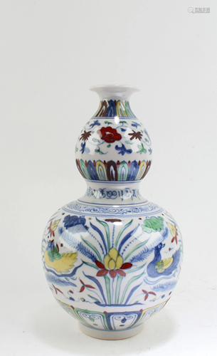 Chinese Porcelain Vase