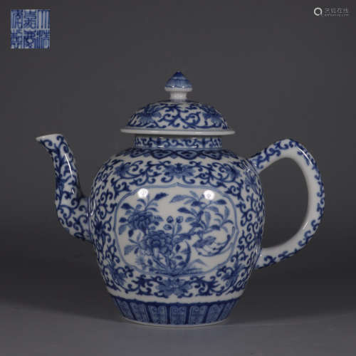 A Blue-and-White Ewer with Lotus Pattern