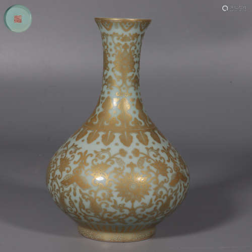 Bean Green Glaze Gold Vase with Wrapped Lotus
