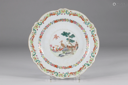 Porcelain plate from the famille rose 