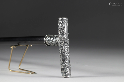 China cane pommel in silver decorated with hallmarked